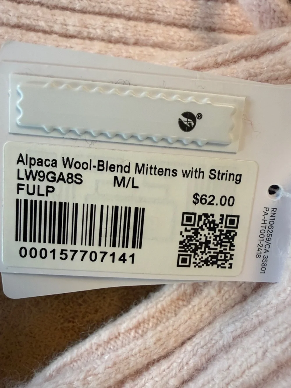 NWT Lululemon Alpaca Wool Blend Mittens with String M/L Heathered Blissful Pink